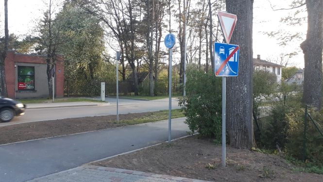 Satiksmes dalībniekiem jāciena vienam otru!