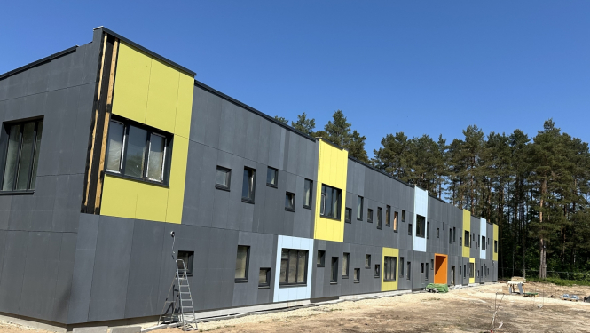 2 stāvu moduļtipa ēka, bērnudārzs Lielvārdē