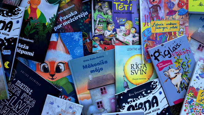 Dažādas bērnu grāmatiņas