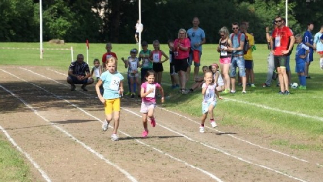 Vēlas sakārtot sporta infrastruktūru Suntažu un Meņģeles pagastā