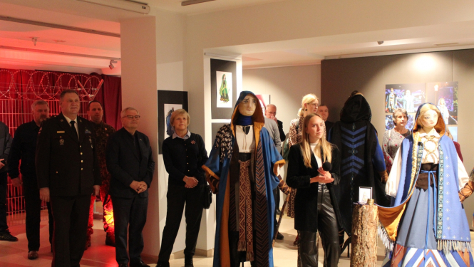 Atjaunotajai rokoperai “Lāčplēsis” veltītas izstādes atklāšana 10.11.2023.