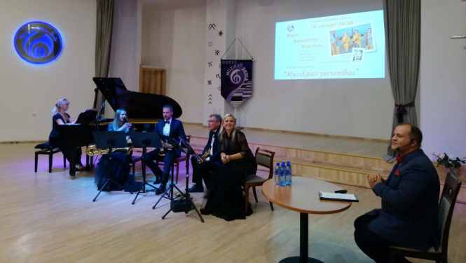 Rīgas Saksofonu kvartets sniedz koncertu Ogres Mūzikas skolā