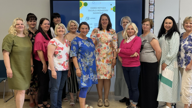 Ogres novada sociālie pedagogi tiekas Ikšķiles vidusskolā 