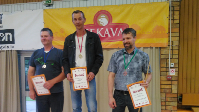 Ogrēnietim Mironovam 3. vieta senioru sporta spēlēs novusā