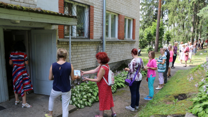 OCB notikusi “grāmatu ķēde”