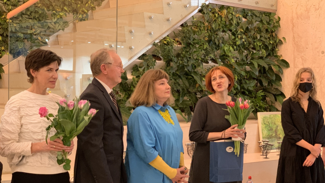 Izstādes atklāšana Ogres Centrālajā bibliotēkā