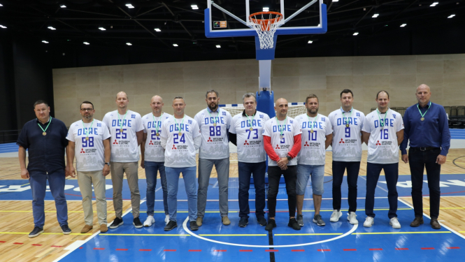 Komanda "Ogres milži" saņem bronzas medaļas