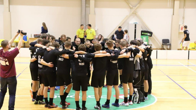 “Ogres Vilkiem” fantastiska atspēlēšanās un pirmā uzvara