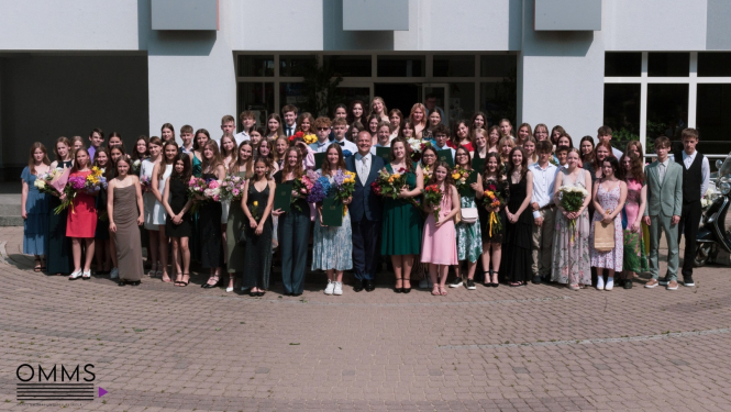 Ogres Mūzikas un mākslas skolēni ar A. Laktīgalu, izlaidums