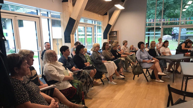 ONIP metodiķi uzsāk aktīvu darbu jaunajā mācību gadā