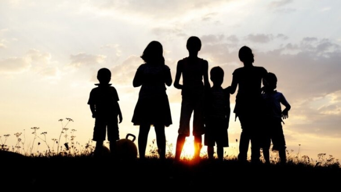 Aicina pieteikties fotosesijai ģimenes ar vismaz septiņiem bērniem