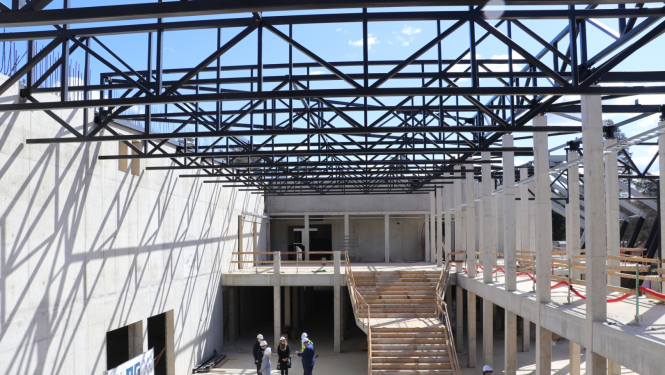 Ogres Valsts ģimnāzijas jaunajai ēkai spāru svētki. 04.05.2022.