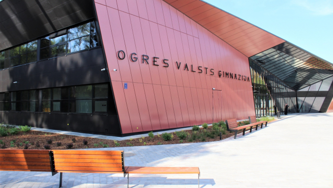 Ogres Valsts ģimnāzijas jaunā ēka