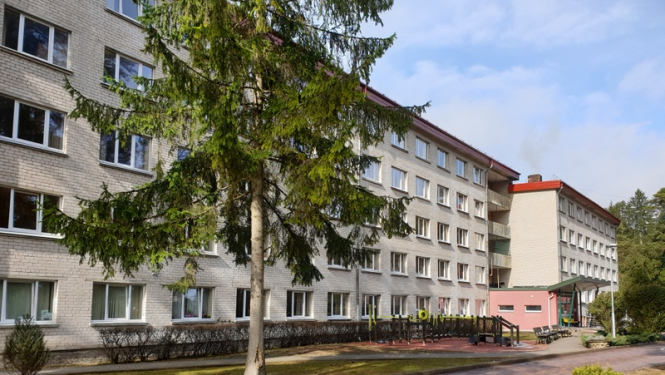 Aicina darbā sanitārus, aprūpētājus, māsu palīgus