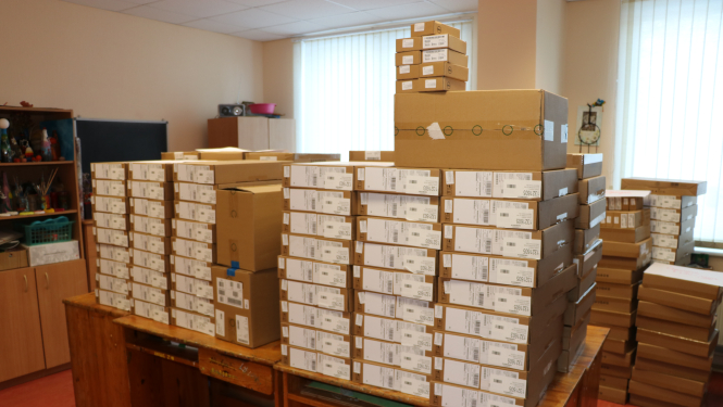 Ogres novada skolas saņēmušas pašvaldības iegādātos datorus