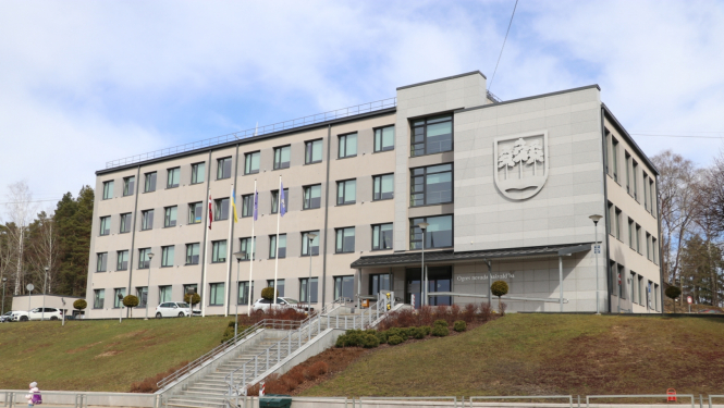 Ogres novada pašvaldības ēka, Brīvības ielā 33, Ogrē