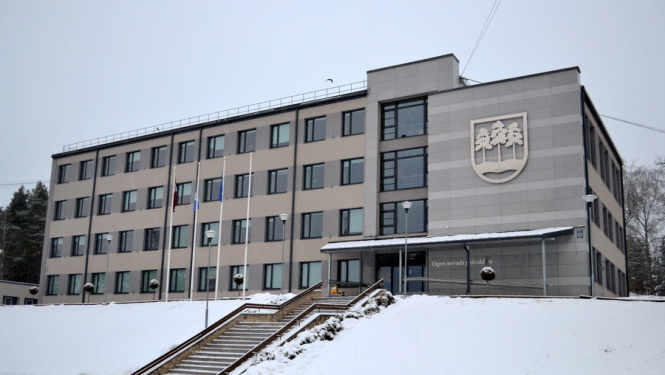 Informācija par pašvaldības darba laiku pirms Ziemassvētkiem