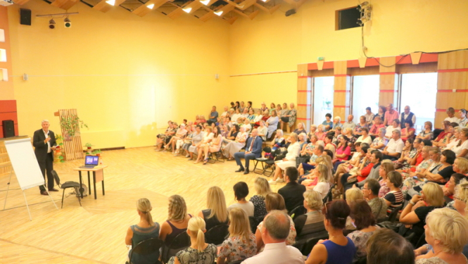 Pedagogi konferencē pilnveido profesionālo kvalifikāciju