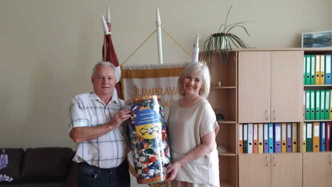 Akcija "Pudeļu korķīši Ukrainas atbalstam"