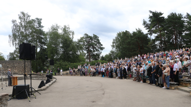 Ikšķilē aizvadīts 24. Latvijas Politiski represēto personu salidojums