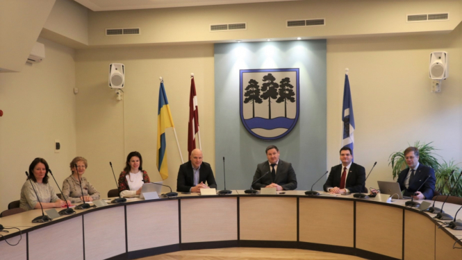 Rīgas domes pārstāvjus pārsteidz Ogres novada attīstības tempi