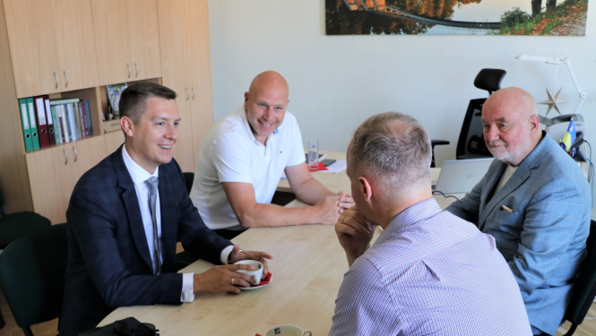 Tikšanās ar RTU pārstāvjiem Artūru Zepu un Egīlu Dzelzīti