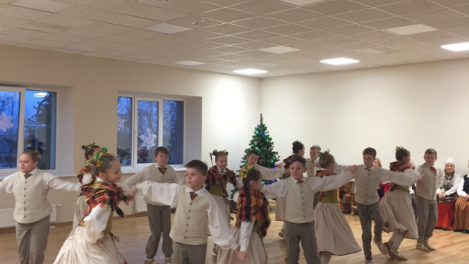 Ogres novada Sociālajā dienestā Samariešu apvienība sveic seniorus Ziemassvētkos