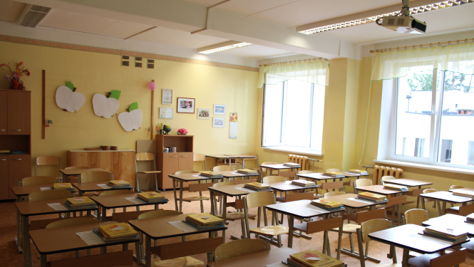 Direktori atskatās uz otro attālinātās mācīšanās nedēļu