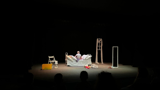 Skolēni piedalās skolu teātru sezonas noslēgumā Jūrmalā