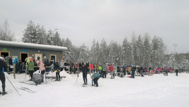 Covid 19 laika rinda pie slēpju nomas