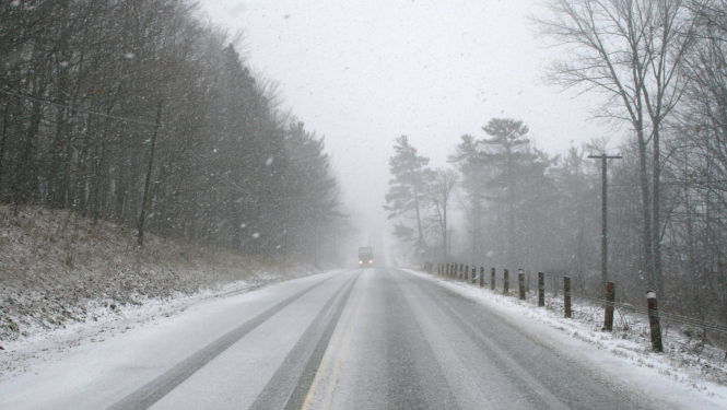 Ceļš snigšanas laikā