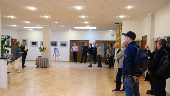 Ogres novada Kultūras centrā atklāta foto izstāde RUDENS NOSTALĢIJA