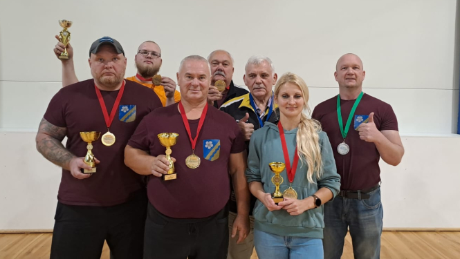 Sporta komanda "Rembate" sacensībās spiešanā guļus Rēzeknē 2024. gada 5. oktobrī