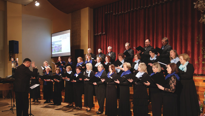 Suntažos koru sadziedāšanās koncerts “Pavasara nianses”