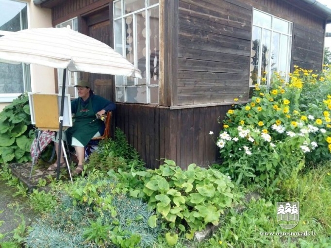Mākslinieki glezno Ķeipenes ainavas