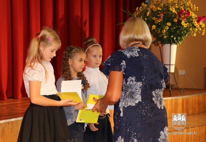 Mākslas nodaļai Madlienas skolā 20 gadi
