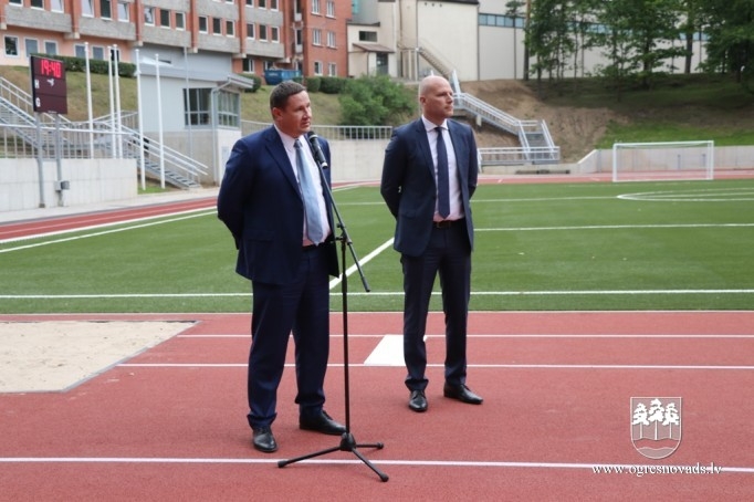 E. Helmanis izsaka pateicību sadarbības partneriem