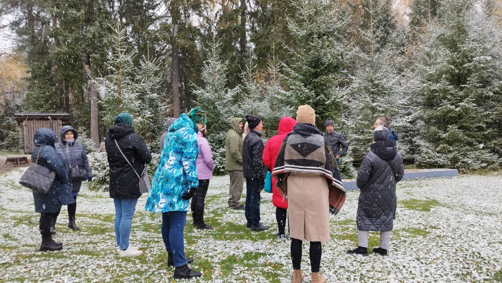 Brauciena dalībnieki SIA “Rīgas meži” vides izglītības centra “EkVidO2” teritorijā