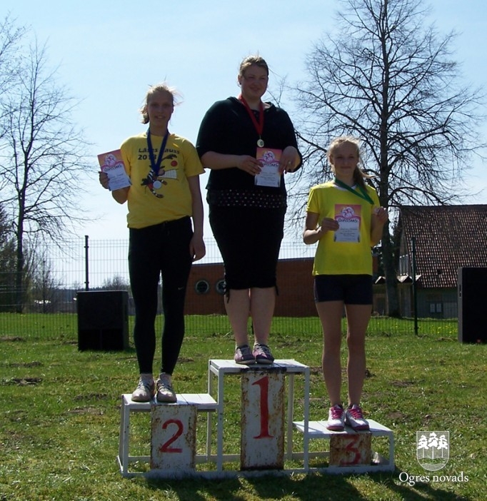 Skolēnu sporta spēļu pēdējā disciplīna - vieglatlētika