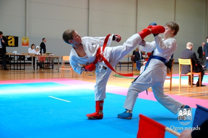 Čempionāta galvenā balva “Ogres kauss 2011” paliek Ogrē