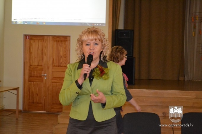 Ogres 12.klašu skolēni iepazīst dažādas profesijas