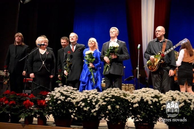 Ogrē atzīmē Latvijas Republikas proklamēšanas dienu