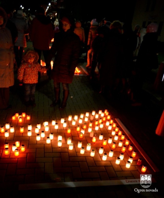 Ogrē atzīmē Latvijas Republikas proklamēšanas dienu