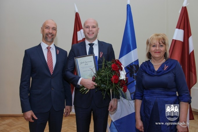 Latvijas Republikas dzimšanas dienā sumina novadniekus