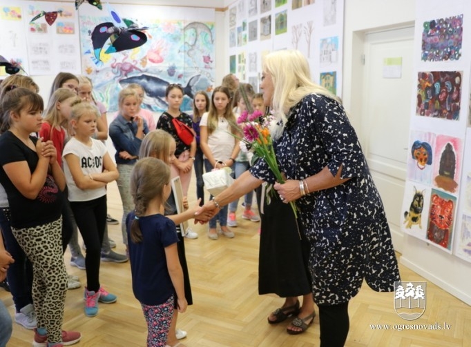 Mākslas skolas audzēkne iegūst atzinību konkursā Bulgārijā