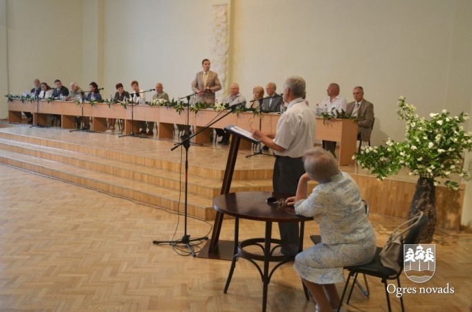 Pirmā jaunievēlētās domes sēde