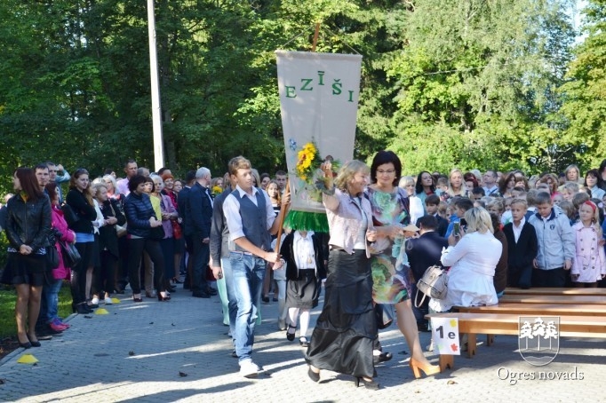 Ogres novadā jaunais mācību gads sācies visās skolās