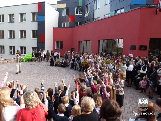 Ogres novadā jaunais mācību gads sācies visās skolās