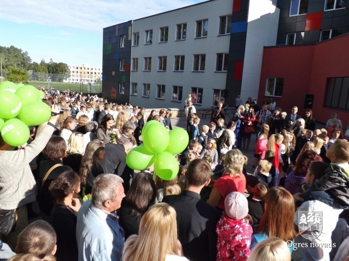Ogres novadā jaunais mācību gads sācies visās skolās