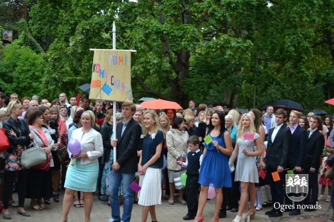 Novada lielākajās skolās mācības sākušās